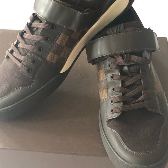 velcro strap sneakers mens